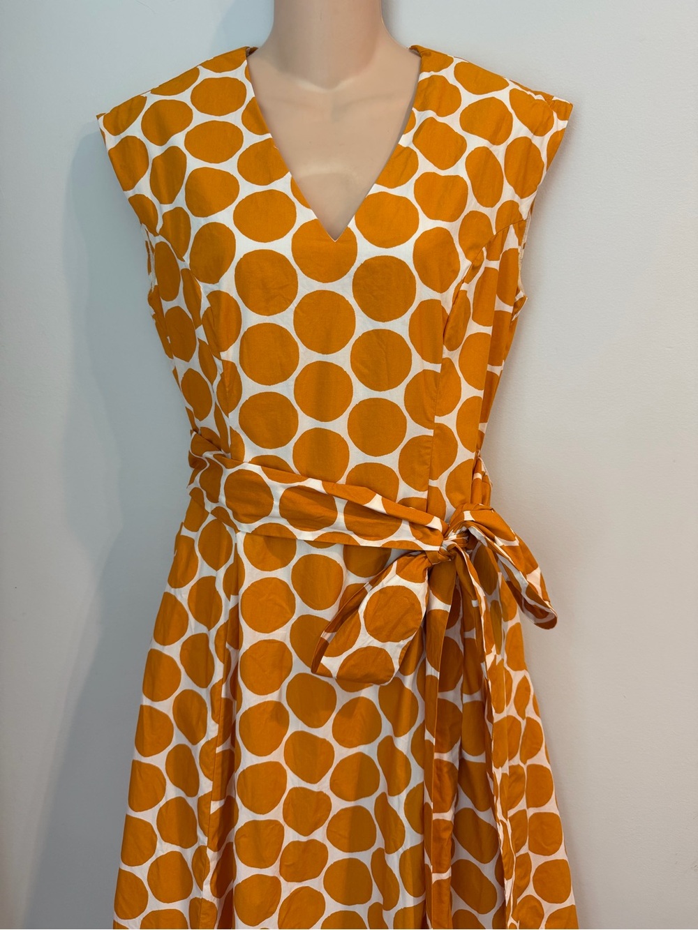 BODEN Tori Midi Polka Dot Full Skirt Belted V Neck Preppy Dress size 10 - Picture 4 of 7